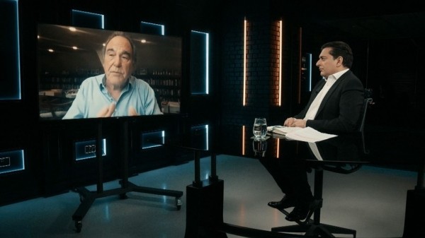 «Стена молчания»: Оливер Стоун — о своём фильме про убийство Кеннеди и о публикации документов ЦРУ