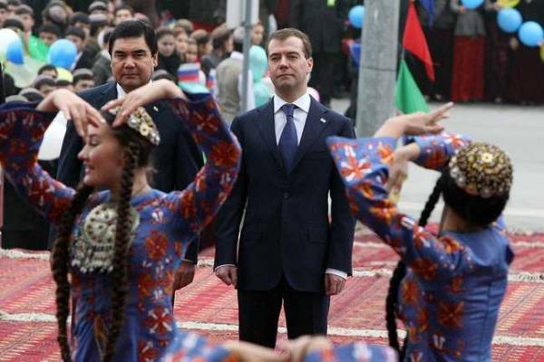 Ласковая туркменская русофобия
